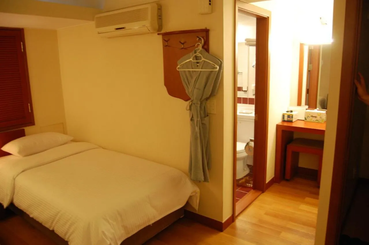 New Korea Hotel 首爾 3*,  韩国